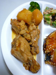 軟骨まで食べられる!手羽元のオイスター煮-レシピのメイン写真