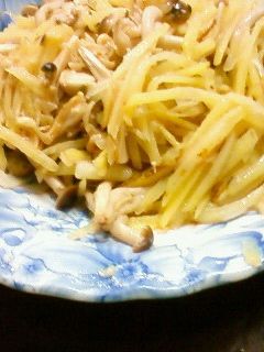 *簡単*じゃがいもときのこの塩麹炒め-レシピのメイン写真