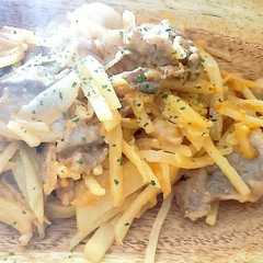รูปของ じゃがいもと豚肉の味噌ケチャップ炒め
