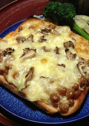 ガーリック納豆ピザトースト-レシピのメイン写真