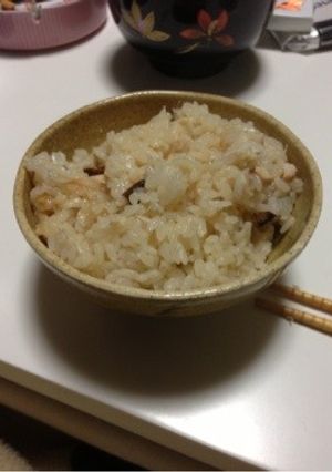 ちょー簡単！鮭の炊き込みごはん-レシピのメイン写真