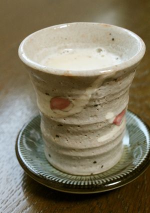 寒い日のおやつに！生姜たっぷりミルク甘酒-レシピのメイン写真