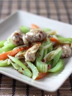 鶏肉とセロリのナンプラー炒め-レシピのメイン写真