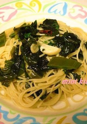 簡単☆春採りわかめのペペロンチーノ-レシピのメイン写真