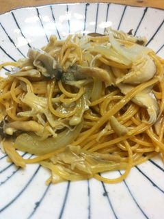 めんつゆで簡単☆きのこの醤油バターパスタ-レシピのメイン写真