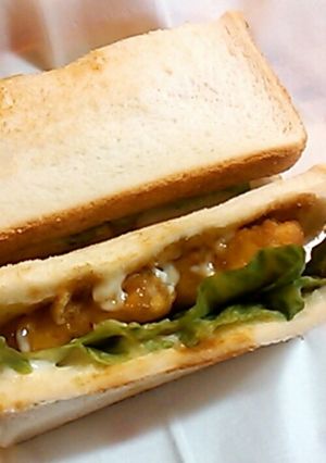 市販のチキンナゲットで☆テリヤキ風サンド-レシピのメイン写真