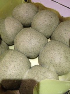 よもぎあんぱん-レシピのメイン写真