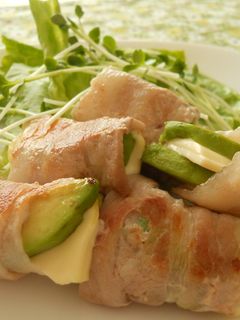 簡単☆アボカドとチーズの肉巻き-レシピのメイン写真