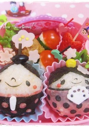 ドットが可愛い♡コロコロ雛祭り＊キャラ弁-レシピのメイン写真