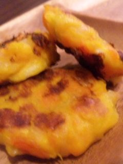離乳食 カボチャとニンジンのお焼き-レシピのメイン写真