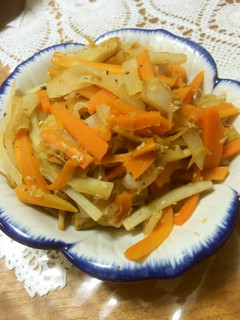 たっぷり根菜の梅きんぴら´ω`●-レシピのメイン写真