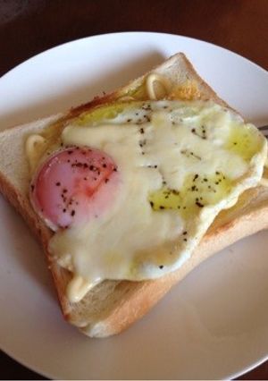 のんびり朝ごはん☆エッグトースト-レシピのメイン写真