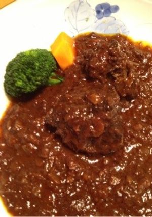 牛ホホ肉のホロホロ赤ワイン煮-レシピのメイン写真