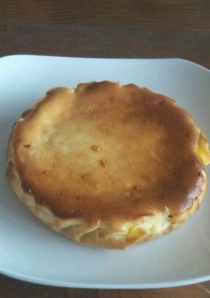 混ぜて焼くだけ！ベイクドチーズケーキ-レシピのメイン写真