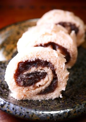 レンジで1分半！ひな祭り桜色粒あんロール-レシピのメイン写真
