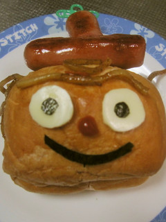 キャラ弁 やきそばパンマン-レシピのメイン写真