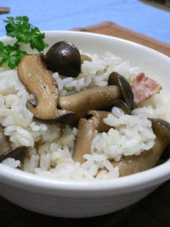 ごろごろしめじの洋風混ぜご飯-レシピのメイン写真
