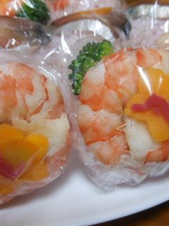 桜色の…ふわふわ「お花見手毬寿司」-レシピのメイン写真