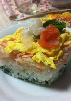 菱餅風お寿司-レシピのメイン写真