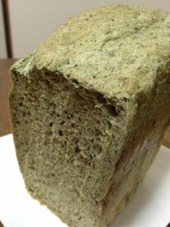 鉄分たっぷり!HBでほうれん草ひじきパン-レシピのメイン写真