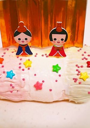 ﾁｰｽﾞｸﾘｰﾑのﾛｰﾙｹｰｷ(ひな祭)-レシピのメイン写真