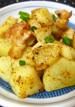 ビール多めに♪スパイシー鶏皮ポテト-レシピのメイン写真