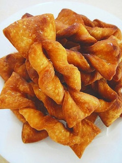 クラヴァット(スイスの揚げ菓子)-レシピのメイン写真