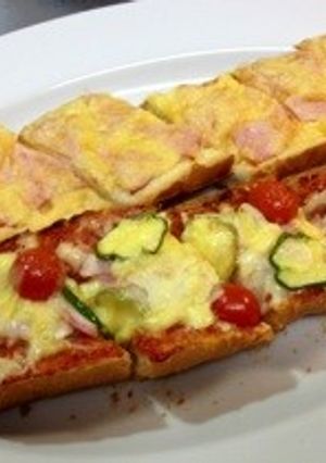 フランスパンのロングピザトースト-レシピのメイン写真