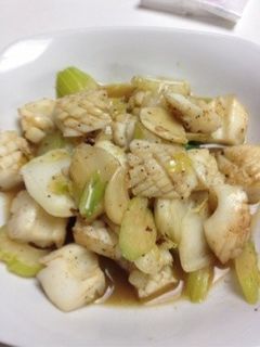 烏賊とセロリのにんにく炒め-レシピのメイン写真