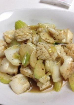 烏賊とセロリのにんにく炒め-レシピのメイン写真