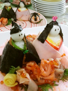 ひな祭りケーキちらし寿司お雛様お内裏様-レシピのメイン写真