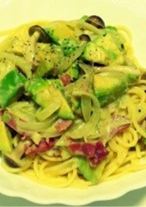 簡単濃厚☆アボカドのクリームパスタ-レシピのメイン写真