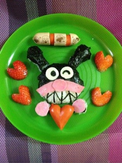 キャラ弁に〜簡単バイキンマン〜-レシピのメイン写真