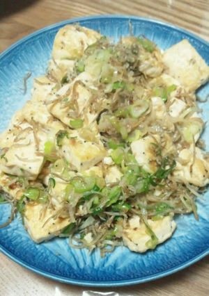 簡単♪豆腐とじゃこ炒め-レシピのメイン写真