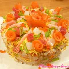 รูปของ ✿　ひな祭り　ちらし寿司ケーキ　✿
