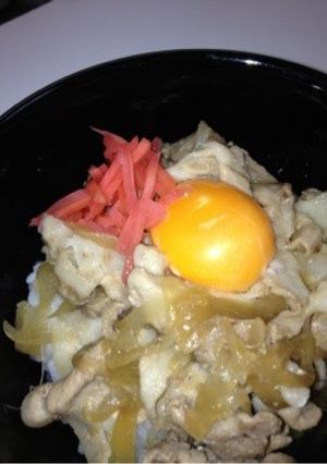 玉ねぎの甘みたっぷり^ ^ウチの豚丼-レシピのメイン写真