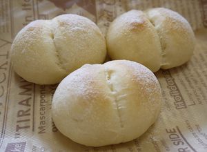 プチミルクパン。（ＨＢ使用低温発酵）-レシピのメイン写真