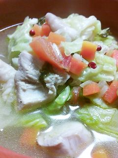 あっさりトマト味の野菜と鶏肉スープ-レシピのメイン写真