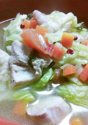 あっさりトマト味の野菜と鶏肉スープ-レシピのメイン写真