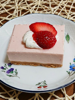 簡単!FPでストロベリーレアチーズケーキ-レシピのメイン写真