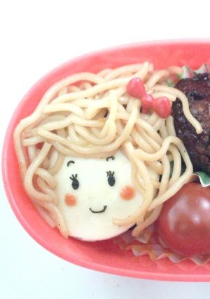 キャラ弁 焼そばヘアーの女の子-レシピのメイン写真