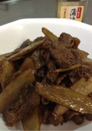 蒲焼のたれで牛肉ごぼう-レシピのメイン写真