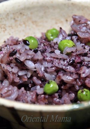 彩る黒米グリーンピースゆかりご飯-レシピのメイン写真