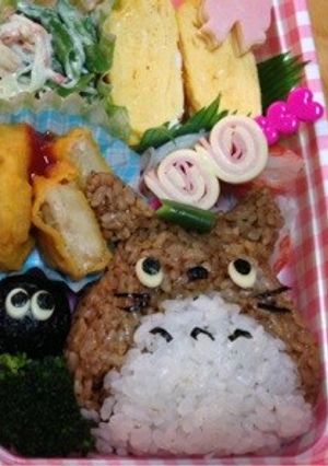 簡単！すぐ出来るトトロキャラ弁♡･*-レシピのメイン写真