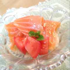 รูปของ 柚子風味＊スモークサーモンのカルパッチョ