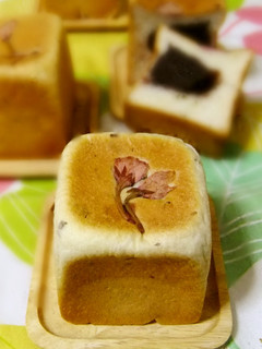 桜あんパン♪キューブ-レシピのメイン写真