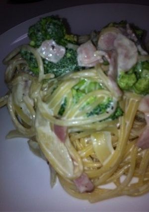 クリームチーズでカルボナーラ風パスタ-レシピのメイン写真