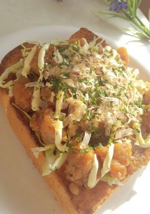 簡単唐揚げリメイク☆お好み焼き風トースト-レシピのメイン写真