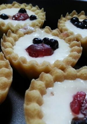 ホワイトデーに！プチいちごチーズケーキ-レシピのメイン写真