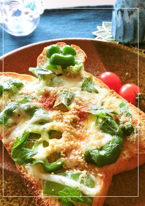 ピーマン大きめトースト②　~とろろ昆布-レシピのメイン写真